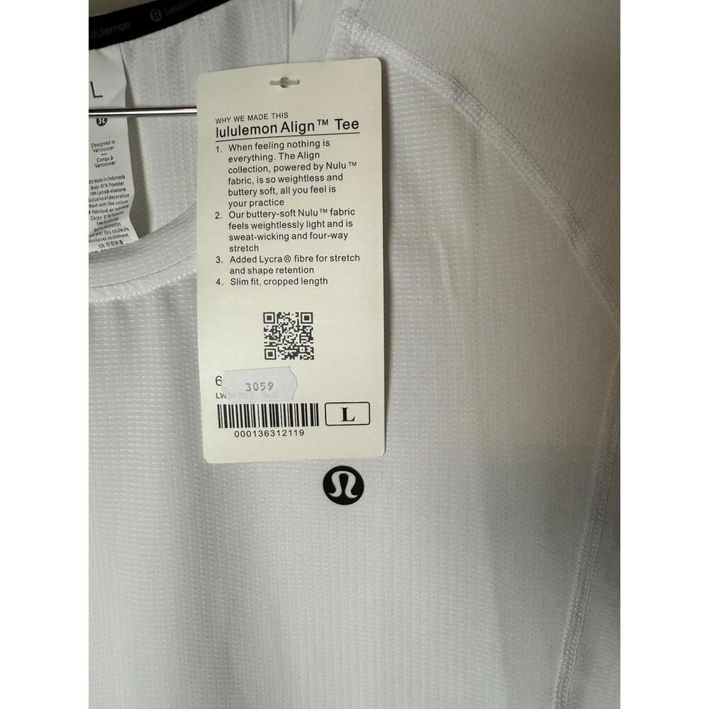 Lululemon Alone Tee Women’s White Short Sleeve Large NWT - Picture 2 of 9
